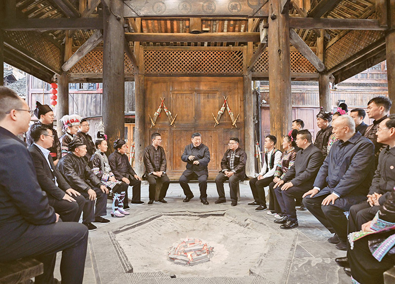 《求是》杂志发表习近平总书记重要文章《锲而不舍落实中央八项规定精神，以优良党风引领社风民风》